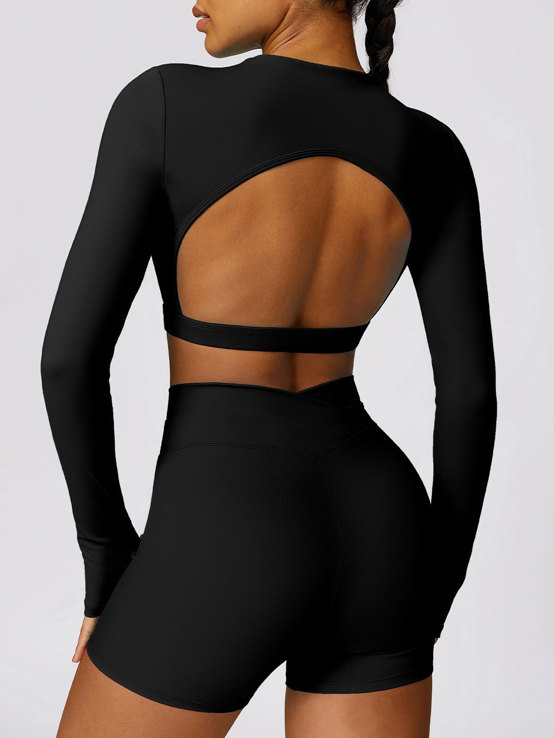TrainTech Cutout Mock Neck Long Sleeve Active T-Shirt