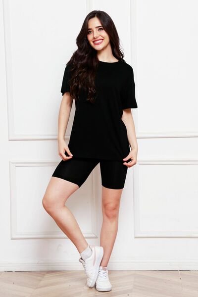FleeceFlex Round Neck Short Sleeve T-Shirt and Shorts Set