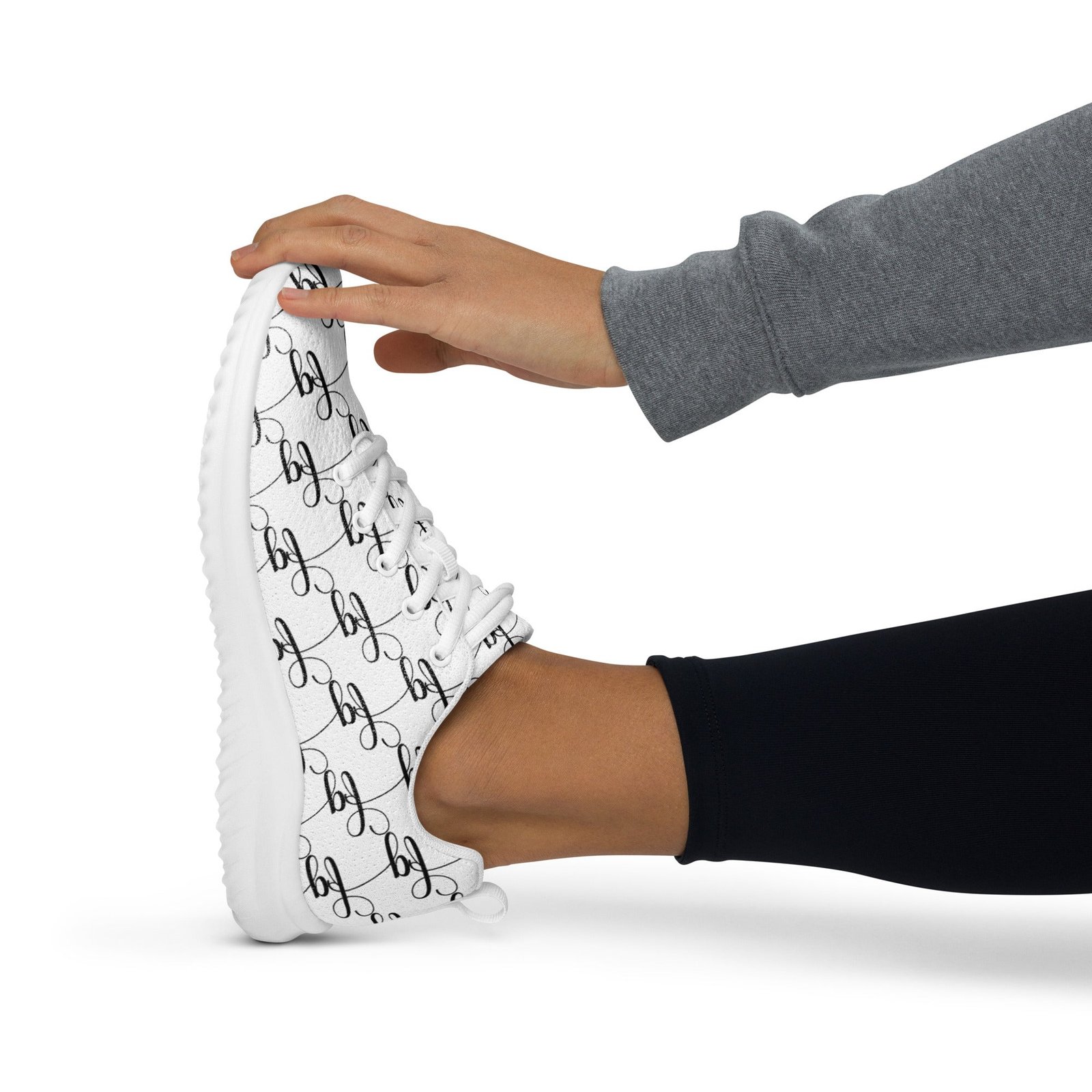 White / Black FG athletic shoes