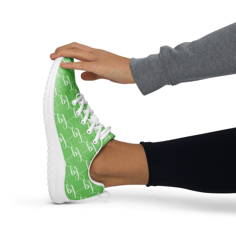 Mantis Green / White athletic shoes